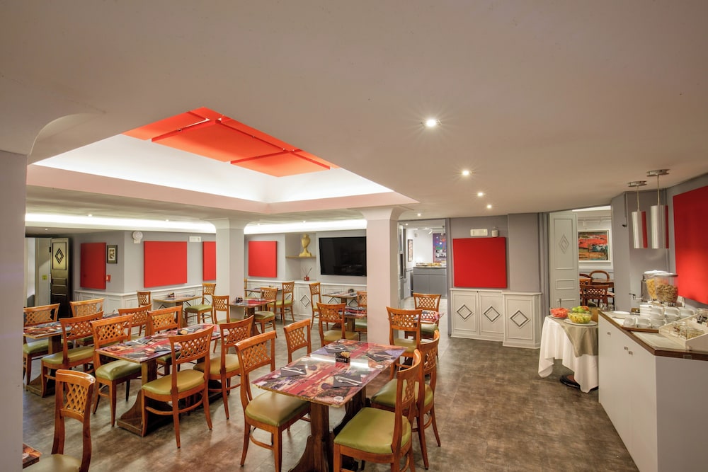 Hotel Oxford — Restaurant & bars in Rome, Lazio