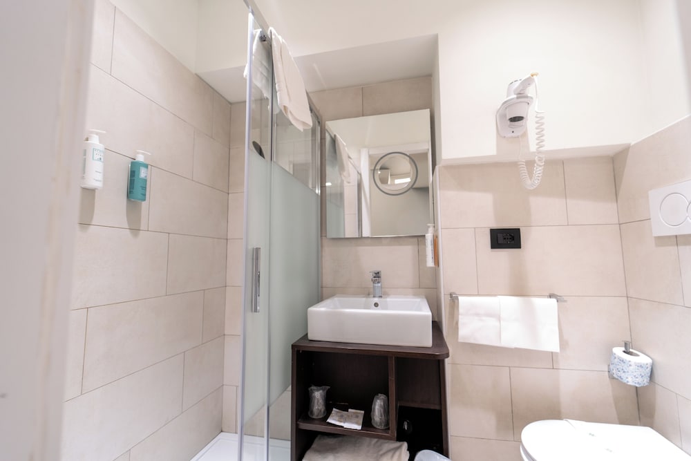 Hotel Oxford — Hotel rooms in Rome, Lazio