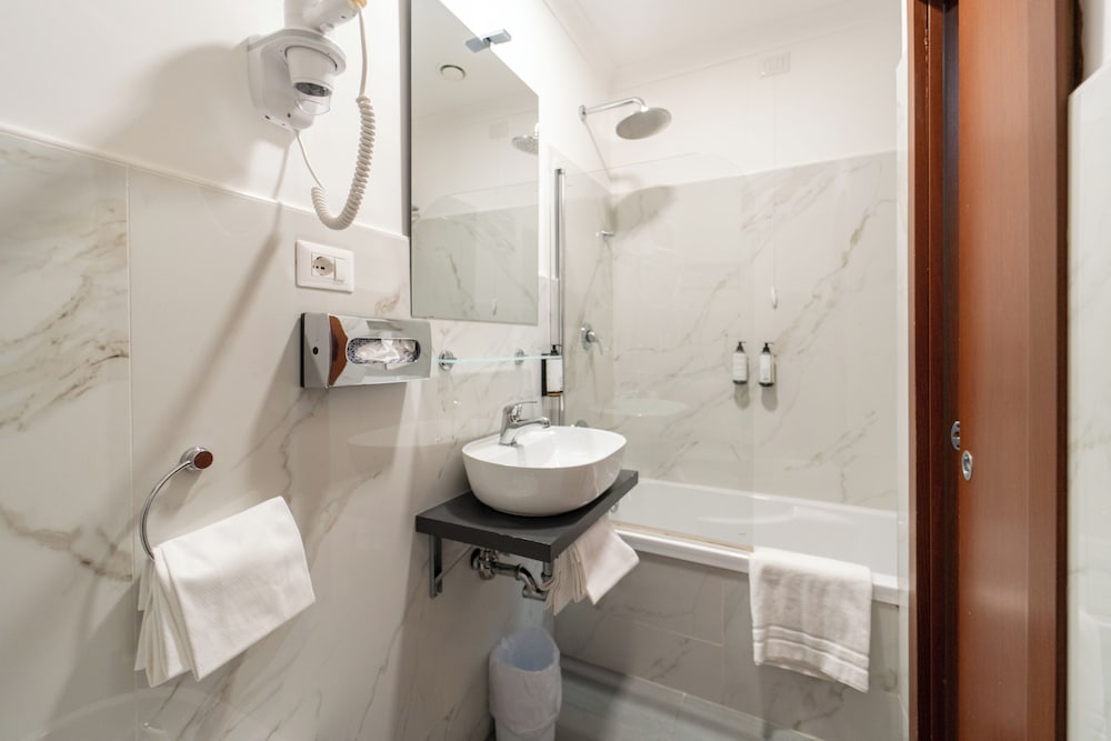 Hotel Oxford — Hotel rooms in Rome, Lazio