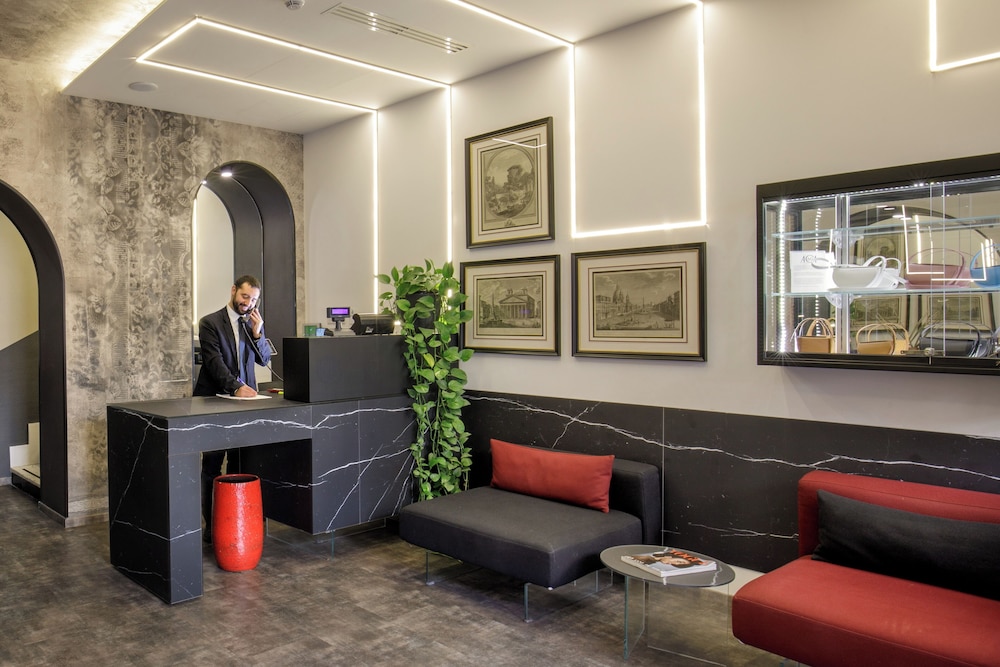 Hotel Regno by Hannah Hotels Collection — Hotel building in Rome, Lazio