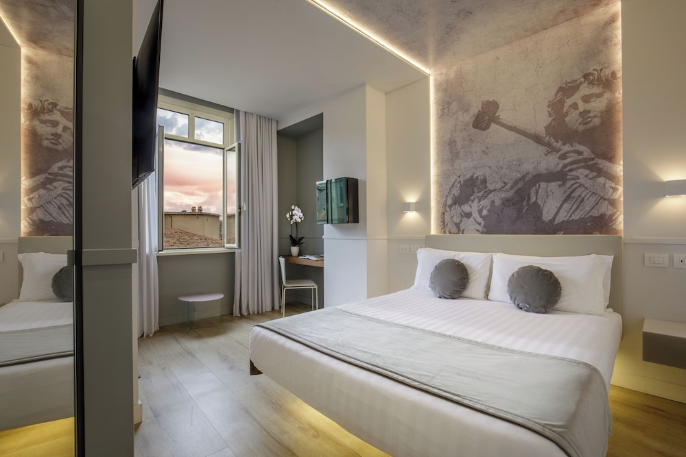 Hotel Regno by Hannah Hotels Collection — Hotel rooms in Rome, Lazio