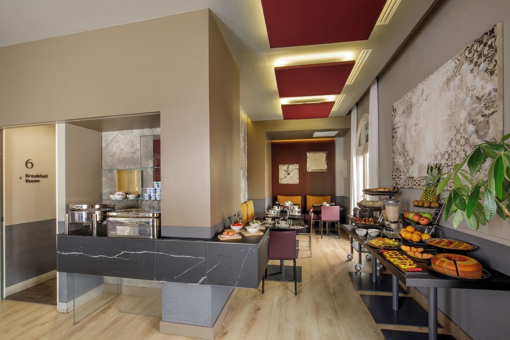 Hotel Regno by Hannah Hotels Collection — Restaurant & bars in Rome, Lazio