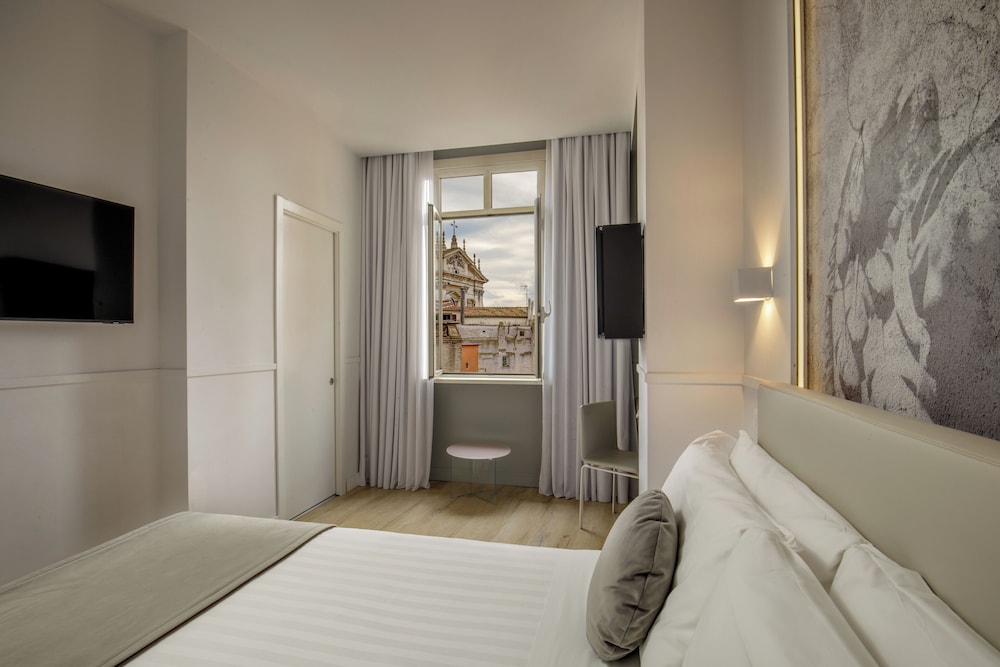 Hotel Regno by Hannah Hotels Collection — Hotel rooms in Rome, Lazio