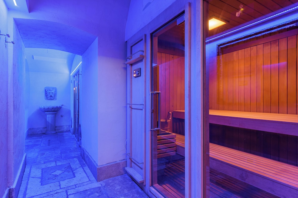 ROMANICO PALACE LUXURY HOTEL & SPA — Spa in Rome, Lazio