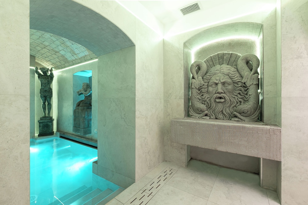 ROMANICO PALACE LUXURY HOTEL & SPA — Spa in Rome, Lazio