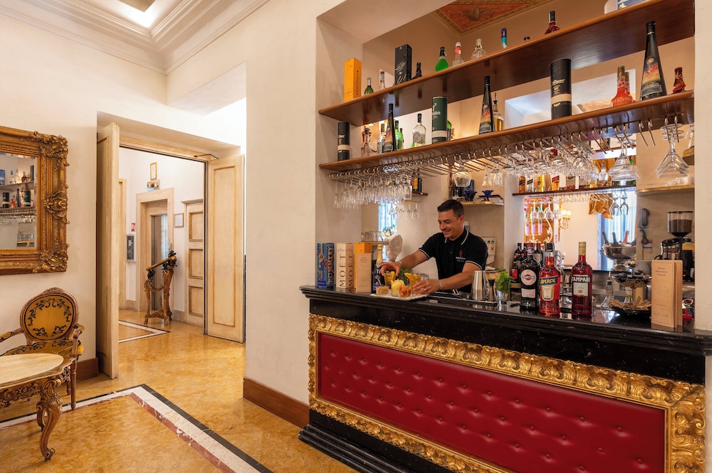 ROMANICO PALACE LUXURY HOTEL & SPA — Restaurant & bars in Rome, Lazio