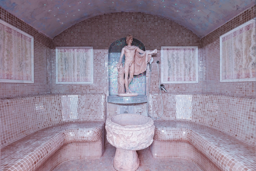 ROMANICO PALACE LUXURY HOTEL & SPA — Spa in Rome, Lazio
