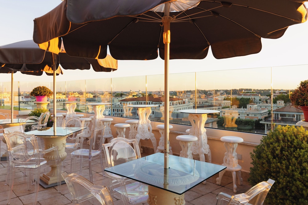 ROMANICO PALACE LUXURY HOTEL & SPA — Restaurant & bars in Rome, Lazio