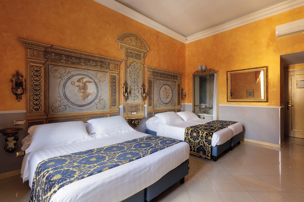 ROMANICO PALACE LUXURY HOTEL & SPA — Hotel rooms in Rome, Lazio