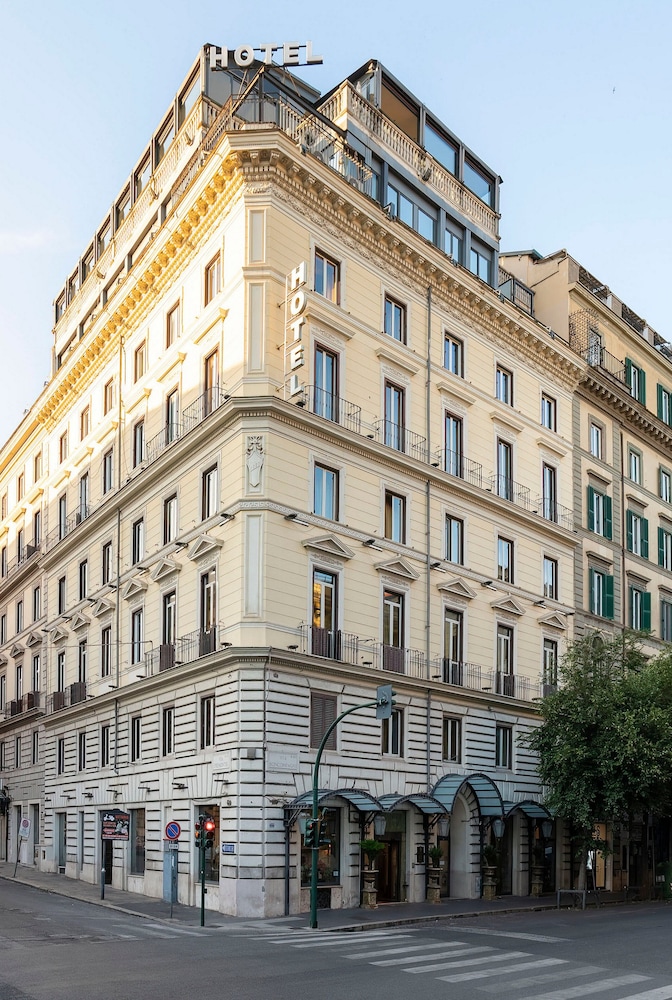 ROMANICO PALACE LUXURY HOTEL & SPA — Main photo in Rome, Lazio