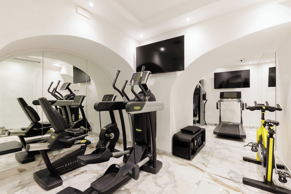 ROMANICO PALACE LUXURY HOTEL & SPA — Sports & recreation in Rome, Lazio