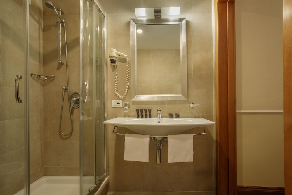 Hotel Santa Costanza by OMNIA hotels — Hotel rooms in Rome, Lazio