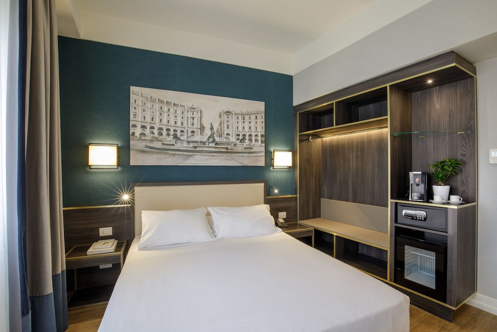 Hotel Santa Costanza by OMNIA hotels — Hotel rooms in Rome, Lazio