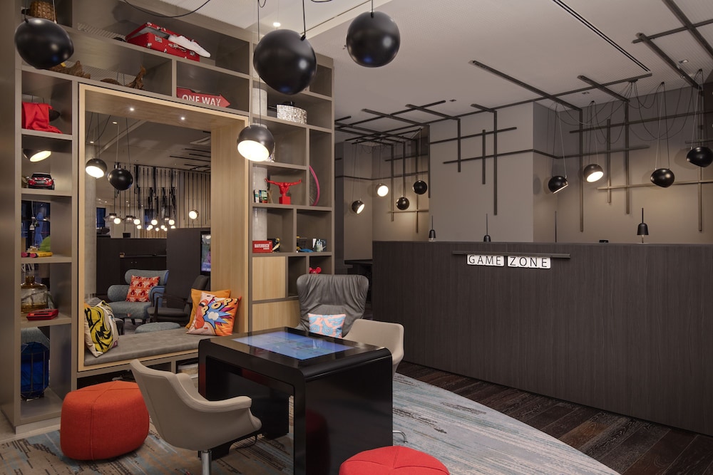 Holiday Inn Hamburg - City Nord by IHG — Restaurant & bars in Hamburg, Hamburg