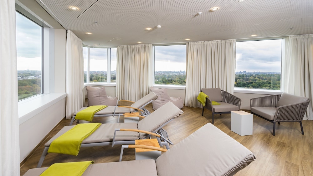 Holiday Inn Hamburg - City Nord by IHG — Spa in Hamburg, Hamburg
