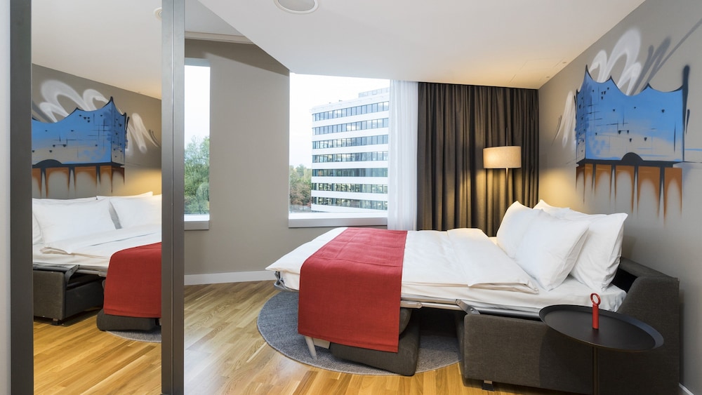 Holiday Inn Hamburg - City Nord by IHG — Hotel rooms in Hamburg, Hamburg