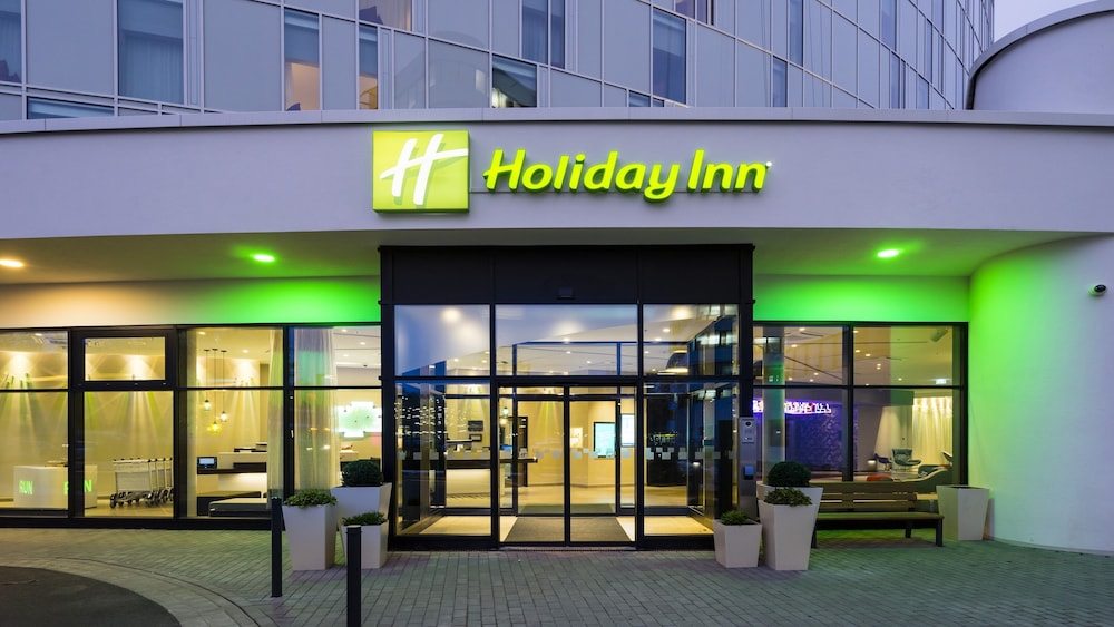 Holiday Inn Hamburg - City Nord by IHG — Hotel building in Hamburg, Hamburg
