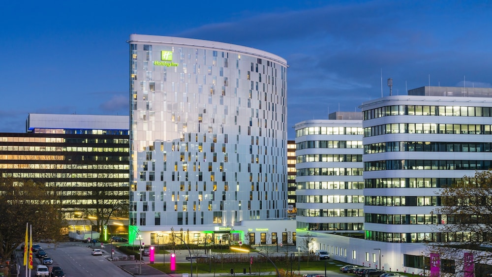 Holiday Inn Hamburg - City Nord by IHG — Hotel building in Hamburg, Hamburg