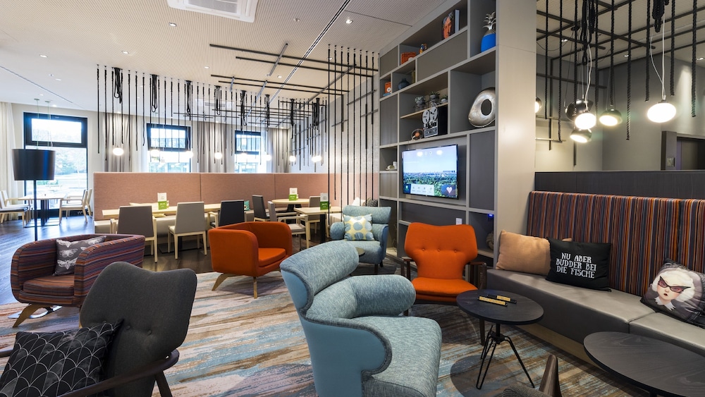 Holiday Inn Hamburg - City Nord by IHG — Restaurant & bars in Hamburg, Hamburg