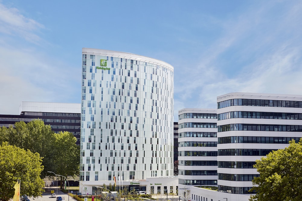 Holiday Inn Hamburg - City Nord by IHG — Hotel building in Hamburg, Hamburg