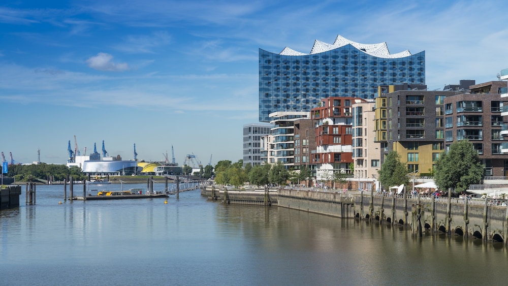 Holiday Inn Hamburg - City Nord by IHG — Attractions in the area in Hamburg, Hamburg
