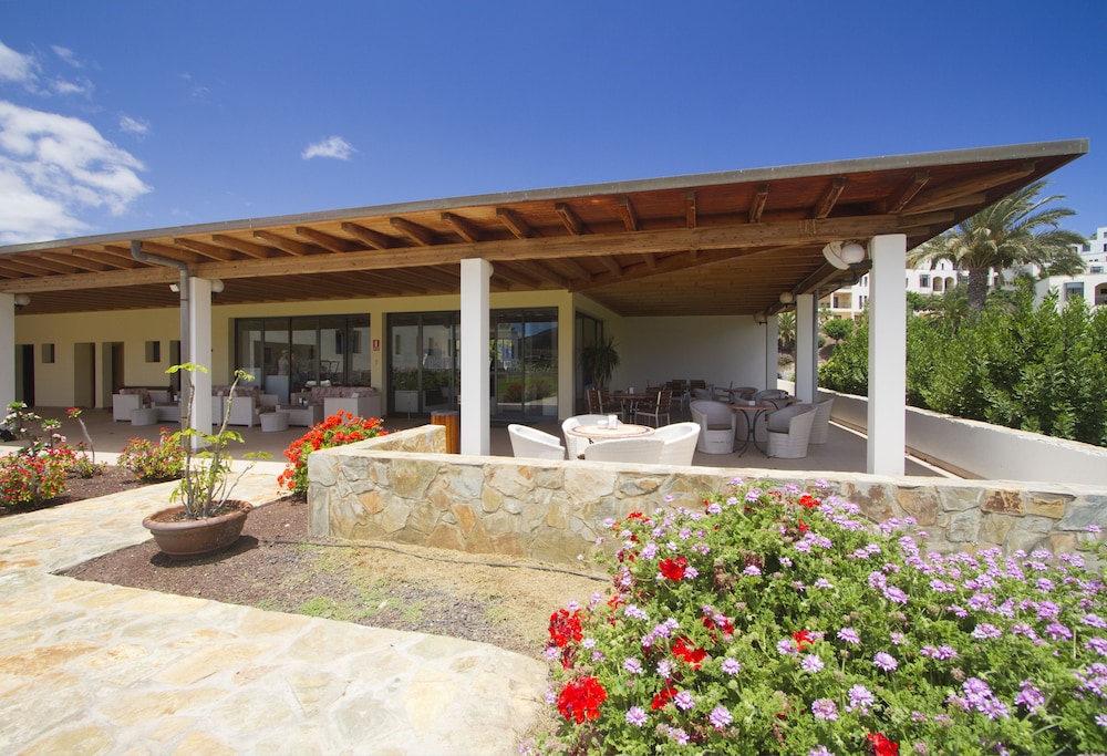 Playitas Hotel - Sports Resort — Restaurant & bars in Las Playitas, Canary Islands