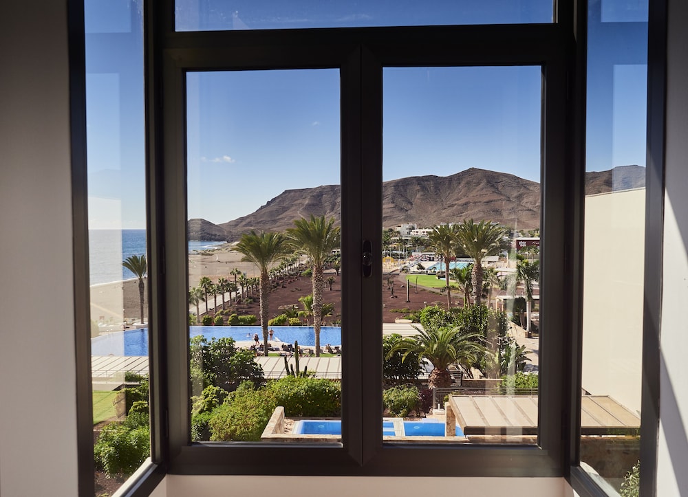 Playitas Hotel - Sports Resort — Hotel rooms in Las Playitas, Canary Islands
