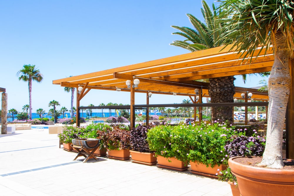 Playitas Hotel - Sports Resort — Restaurant & bars in Las Playitas, Canary Islands
