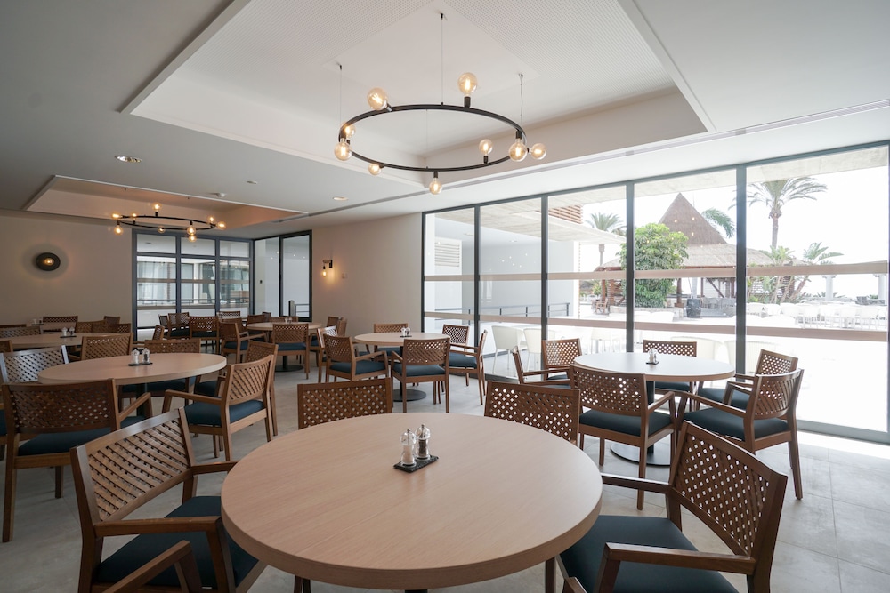 Playitas Hotel - Sports Resort — Restaurant & bars in Las Playitas, Canary Islands