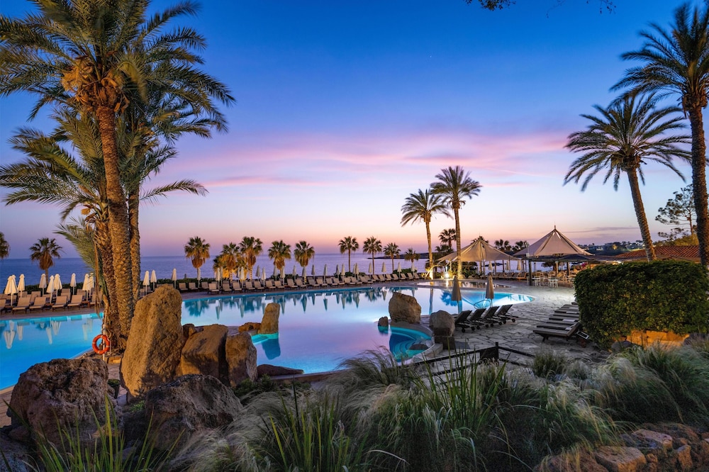 Coral Beach Hotel and Resort — Swimming pool in Peyia, Paphos Region
