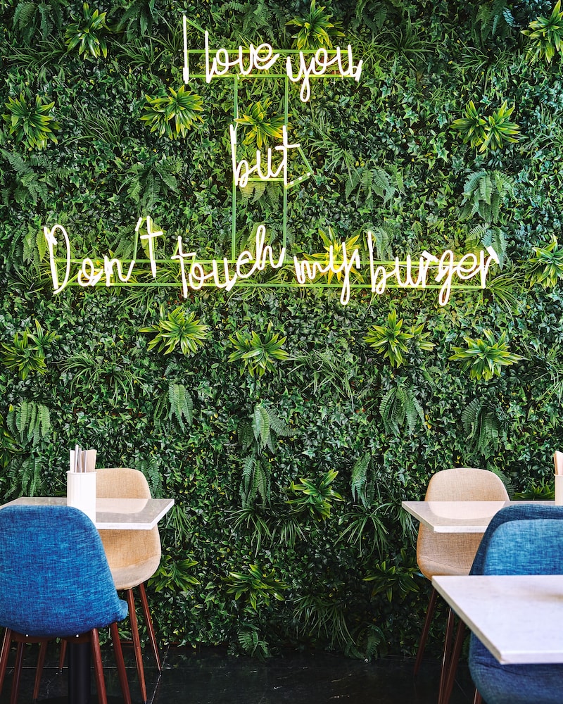 Upon Lisbon Prime Residences — Restaurant & bars in Lisbon, Lisboa