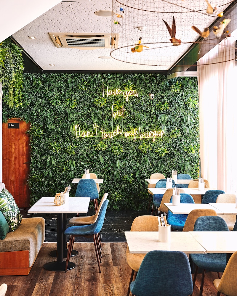 Upon Lisbon Prime Residences — Restaurant & bars in Lisbon, Lisboa