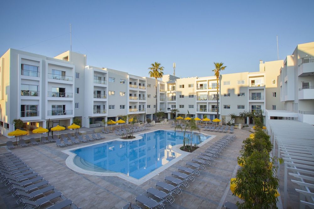 Mayfair Hotel image