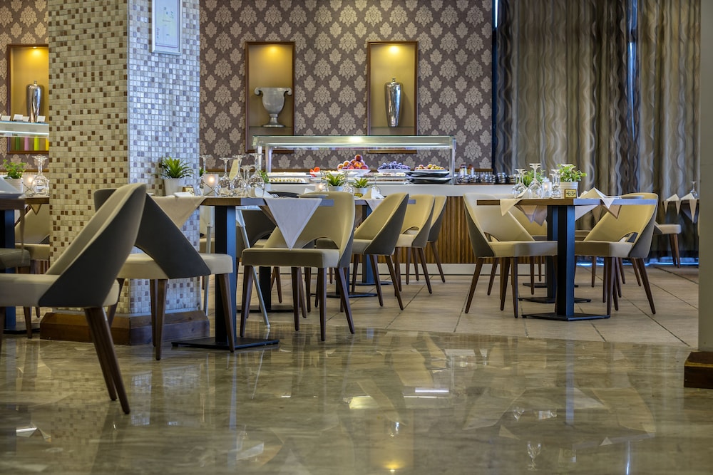 Pavlo Napa Beach Hotel — Restaurant & bars in Ayia Napa, Famagusta Region