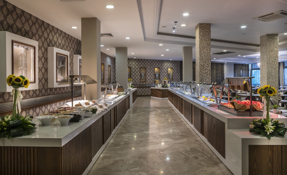 Pavlo Napa Beach Hotel — Restaurant & bars in Ayia Napa, Famagusta Region