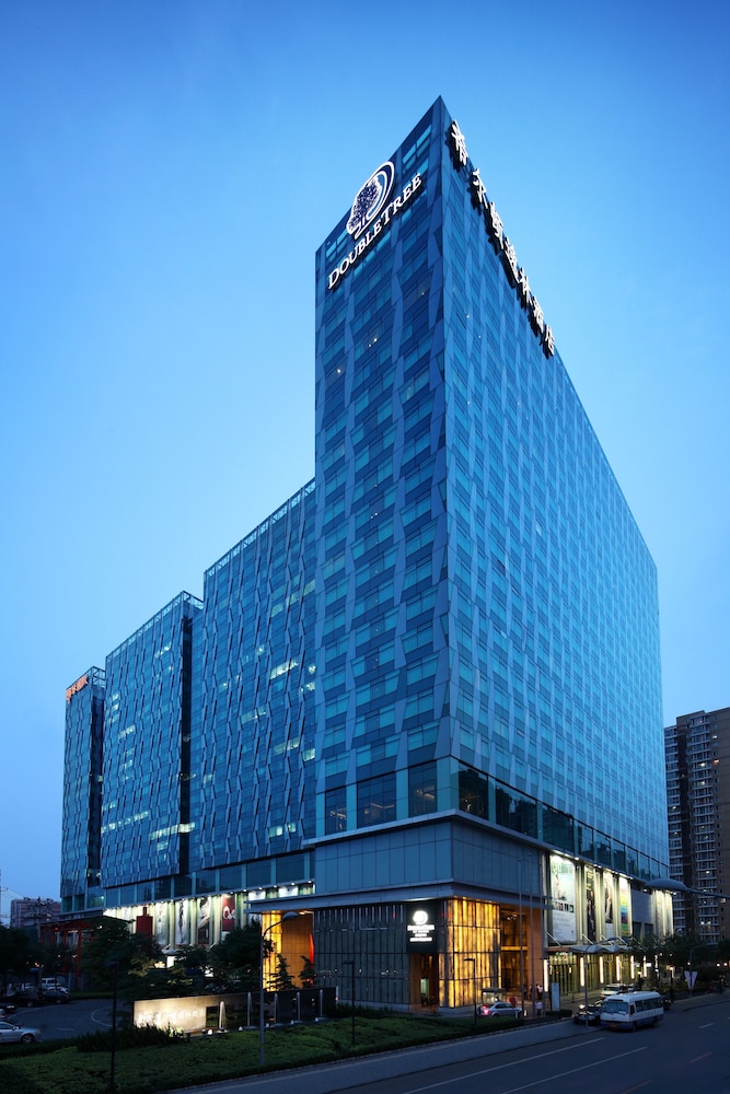 DoubleTree by Hilton Beijing — Hotel building in Beijing, Beijing