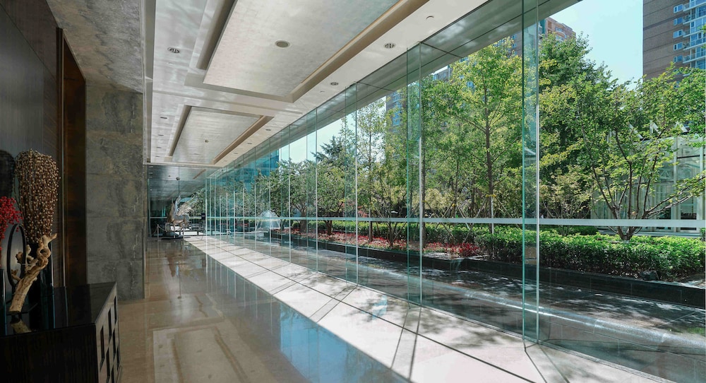 DoubleTree by Hilton Beijing — Hotel building in Beijing, Beijing