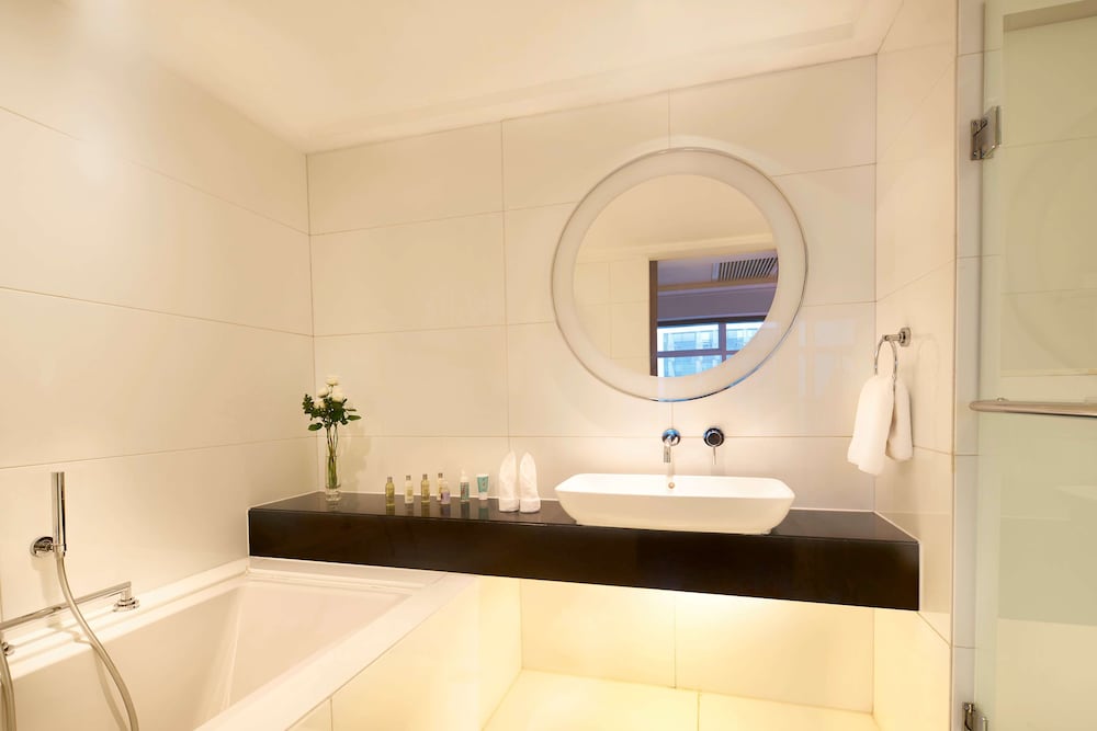 DoubleTree by Hilton Beijing — Hotel rooms in Beijing, Beijing