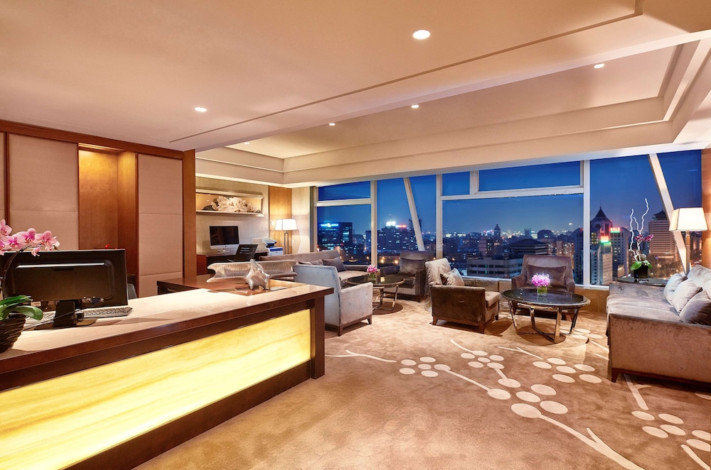 DoubleTree by Hilton Beijing — Hotel rooms in Beijing, Beijing