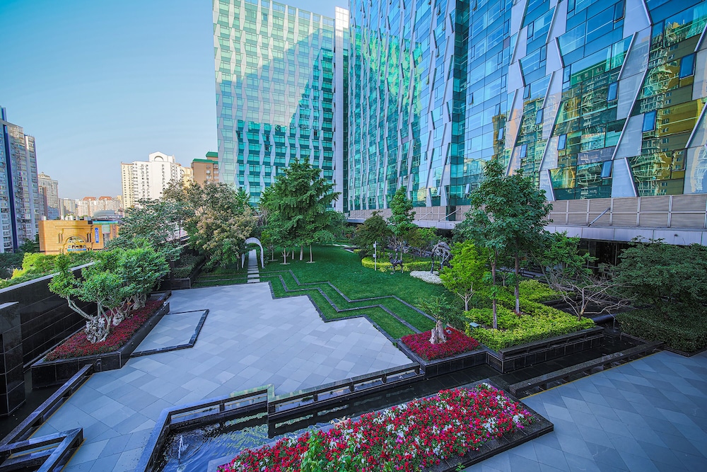 DoubleTree by Hilton Beijing — Hotel building in Beijing, Beijing
