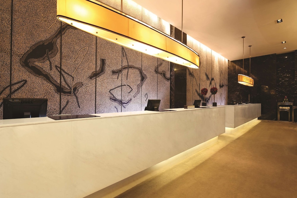 DoubleTree by Hilton Beijing — Hotel building in Beijing, Beijing
