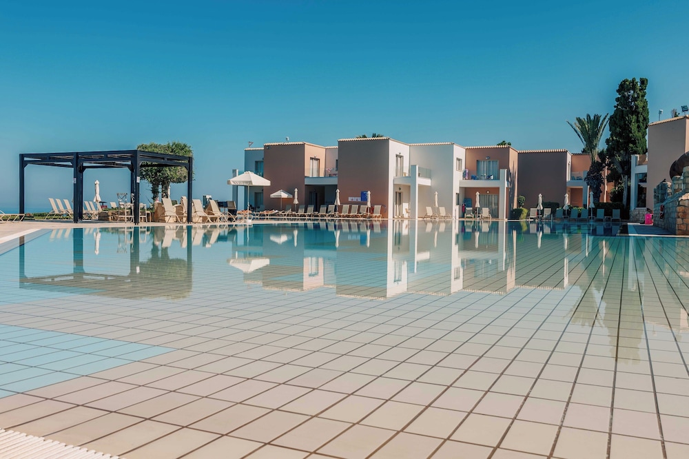 Atlantica Akteon — Swimming pool in Chlorakas, Paphos Region