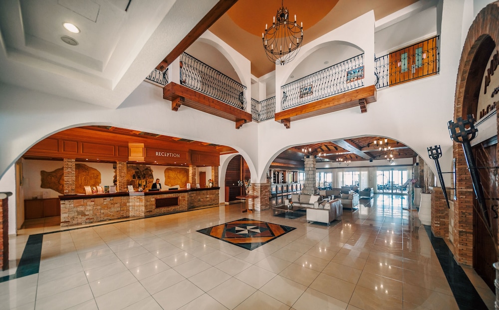Atlantica Akteon — Hotel building in Chlorakas, Paphos Region