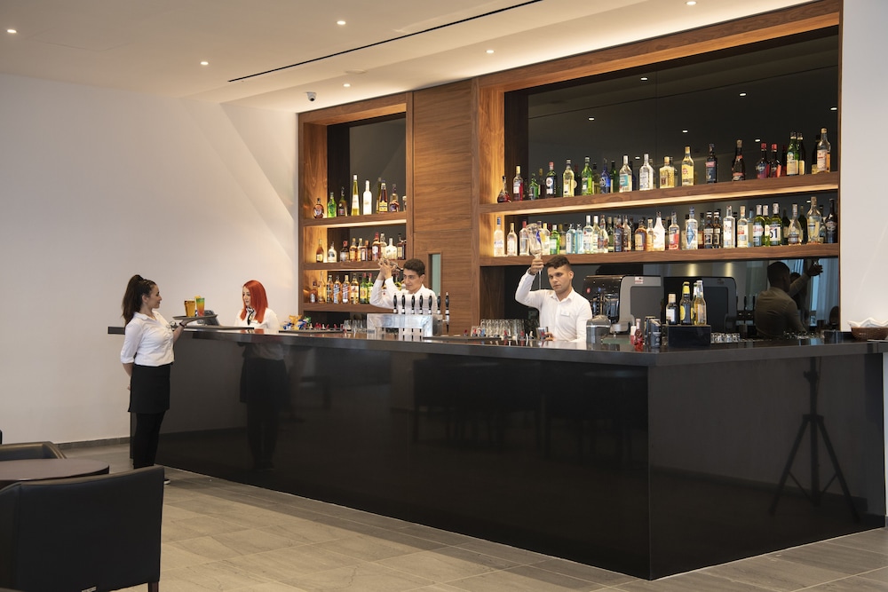 Akti Beach Village Resort — Restaurant & bars in Chlorakas, Paphos Region