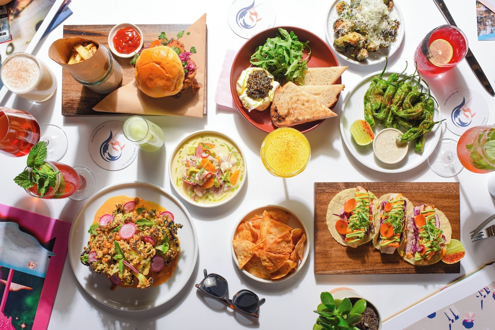 The Pierside Santa Monica — Restaurant & bars in Santa Monica, California