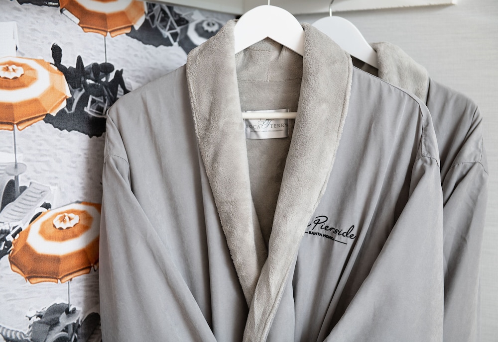 The Pierside Santa Monica — Hotel rooms in Santa Monica, California