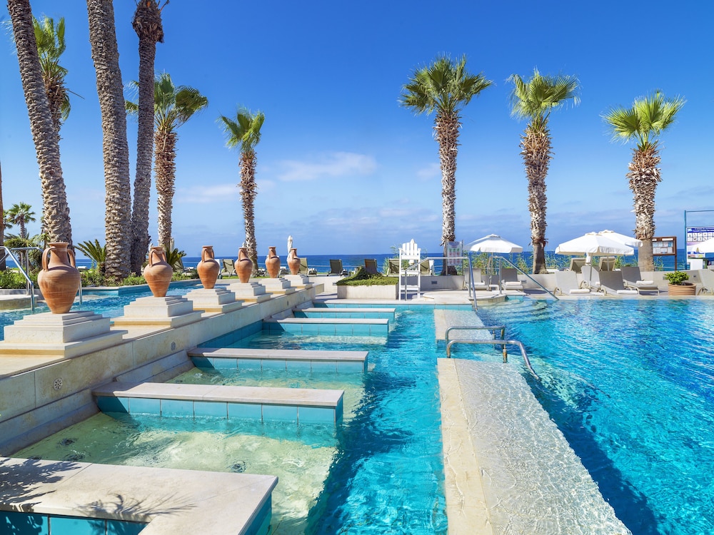 Alexander The Great Beach Hotel - zdjęcie 2