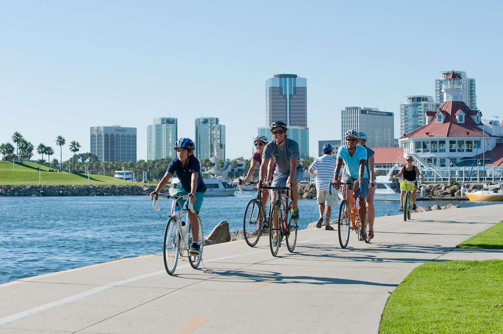 Hyatt Regency Long Beach — Sports & recreation in Wilmington, California