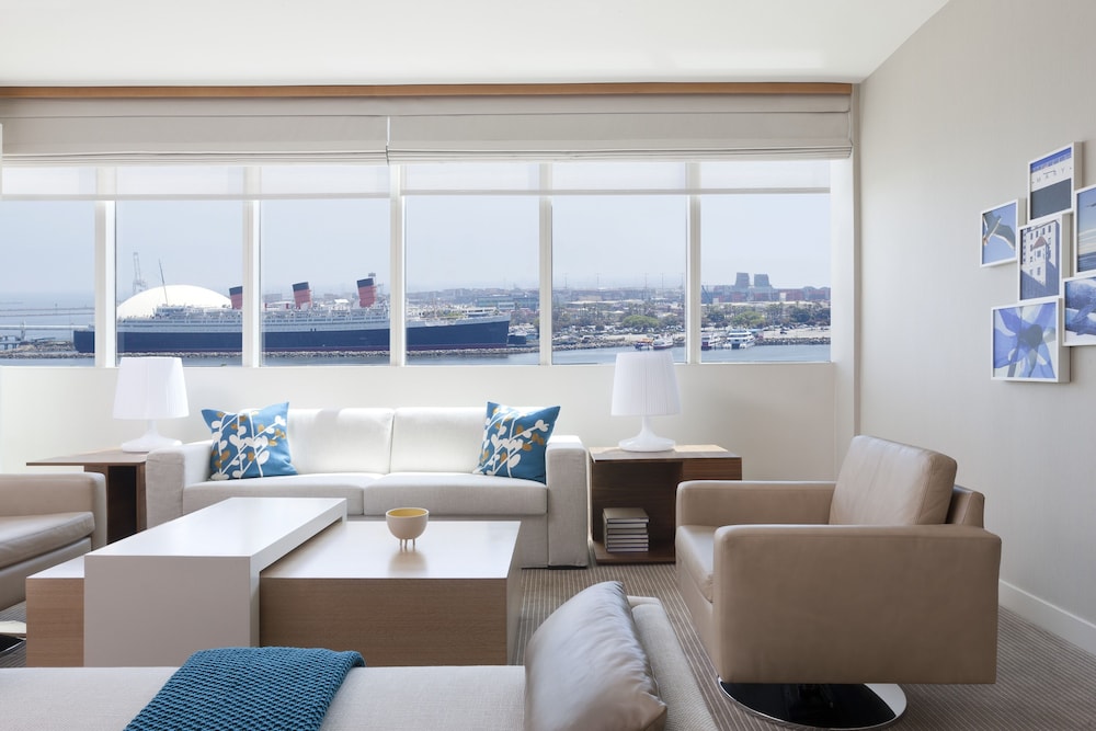 Hyatt Regency Long Beach — Hotel rooms in Wilmington, California