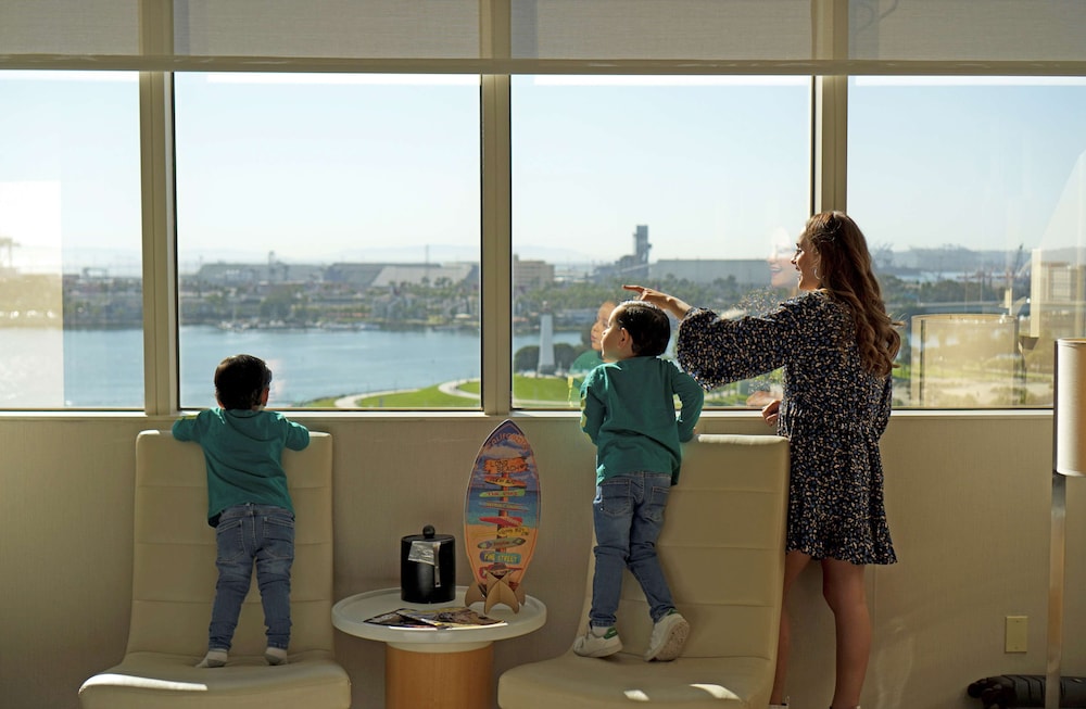Hyatt Regency Long Beach — Attractions for children in Wilmington, California